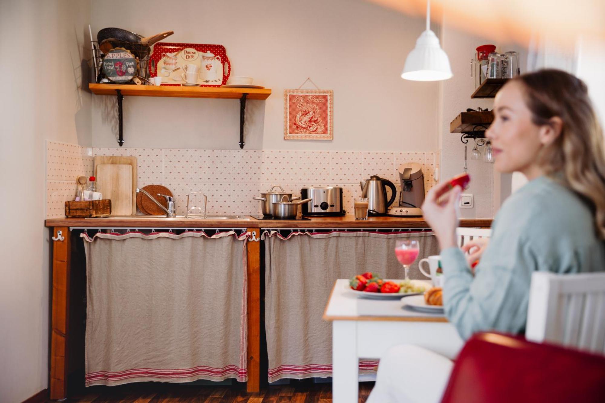 Adele - Ruhig, Direkt Am Elberadweg & Badesee Mit Balkon Apartment Dresden