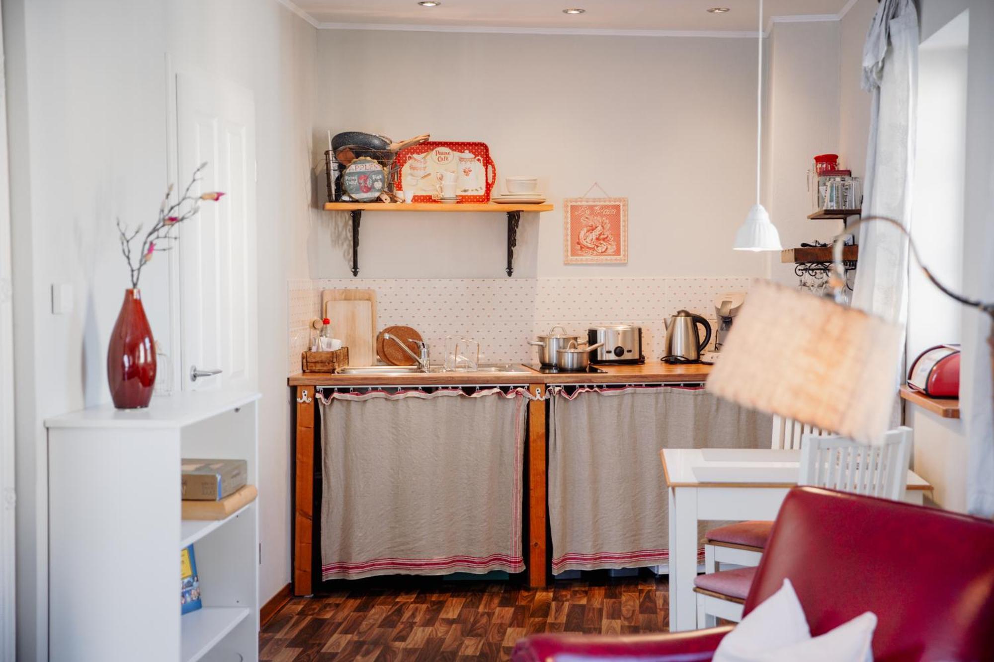 Apartment Adele - Ruhig, Direkt Am Elberadweg & Badesee Mit Balkon